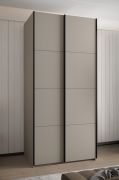 Armadio ad ante scorrevoli "Tampa", color cashmere, 2 ante scorrevoli, 6 scomparti, 2 barre appendiabiti, Sistema "Soft-Close", bordi in ABS, 245,5 x 120 x 64 cm