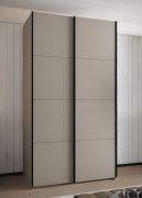 Armadio ad ante scorrevoli "Tampa", color cashmere, 2 ante scorrevoli, 6 scomparti, 2 barre appendiabiti, Sistema "Soft-Close", bordi in ABS, 245,5 x 140 x 64 cm