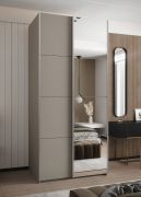 Armadio ad ante scorrevoli "Tampa", color cashmere, 2 ante scorrevoli, 6 scomparti, 2 barre appendiabiti, 1 specchio, Sistema "Soft-Close", 245,5 x 100 x 64 cm