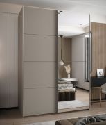 Armadio ad ante scorrevoli "Tampa", color cashmere, 2 ante scorrevoli, 11 scomparti, 2 barre appendiabiti, 1 specchio, Sistema "Soft-Close", 245,5 x 180 x 64 cm