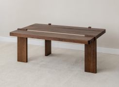 Tavolino "Loir" 06, rovere massello oliato, color tabacco, piano in travertino, 102 x 60 x 41,5 cm