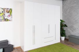 Armadio battente Siumu 31 | Bianco lucido | 224 x 227 x 56 cm | Design moderno e funzionale