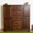 Cassettiera in pino massiccio color noce Junco 158 | 8 scomparti, 5 cassetti | 123 x 121 x 42 cm | Ampio spazio