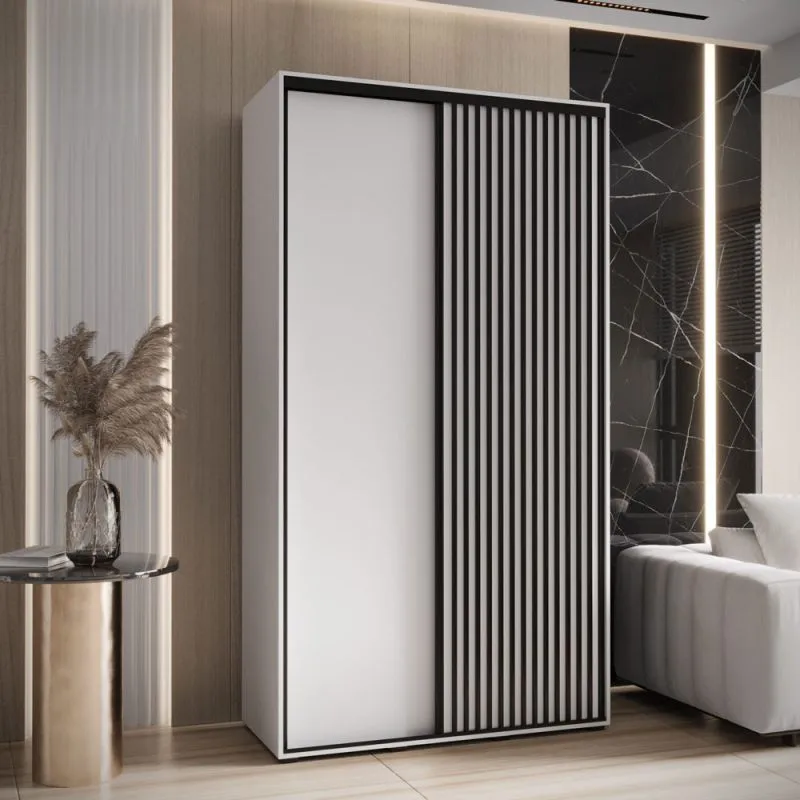 Armadio Mina bianco | Ante scorrevoli salvaspazio | Doghe effetto nero | Maniglia acciaio nero | 235,2 x 130 x 60 cm | Look moderno