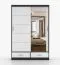 Armadio scorrevole Lusatian 07 | Bianco/Nero | Specchio | 2 ante, 6 scomparti, 2 cassetti | 218 x 150 x 61 cm