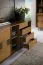 Cassettiera | credenza | rovere caramello | 183 x 48 x 81 cm | 2 ante scorrevoli | 3 ripiani | 6 scomparti | 4 cassetti | Inginele 01