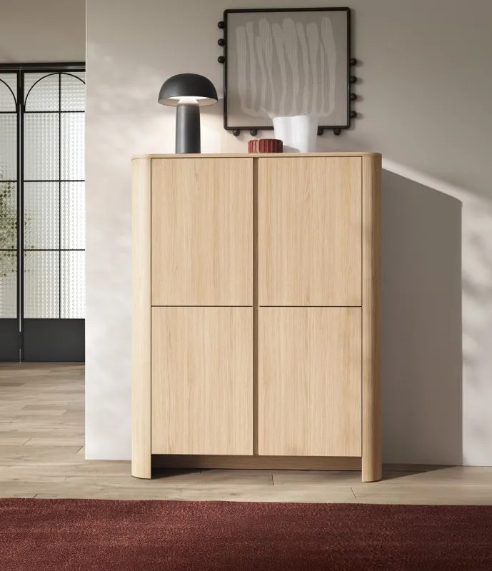 Madia alta Vytgarth 04 | Rovere Vicenza | 2 ante, 8 scomparti | Design senza maniglie | 132 x 103 x 39 cm
