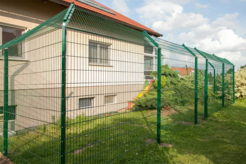 Campate di recinzione per sistema antiscavalcamento