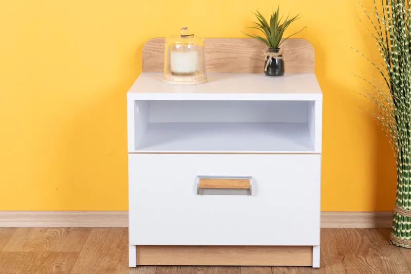 Comodino Dennis 12 per cameretta | Frassino e bianco | 51 x 45 x 35 cm | 1 cassetto